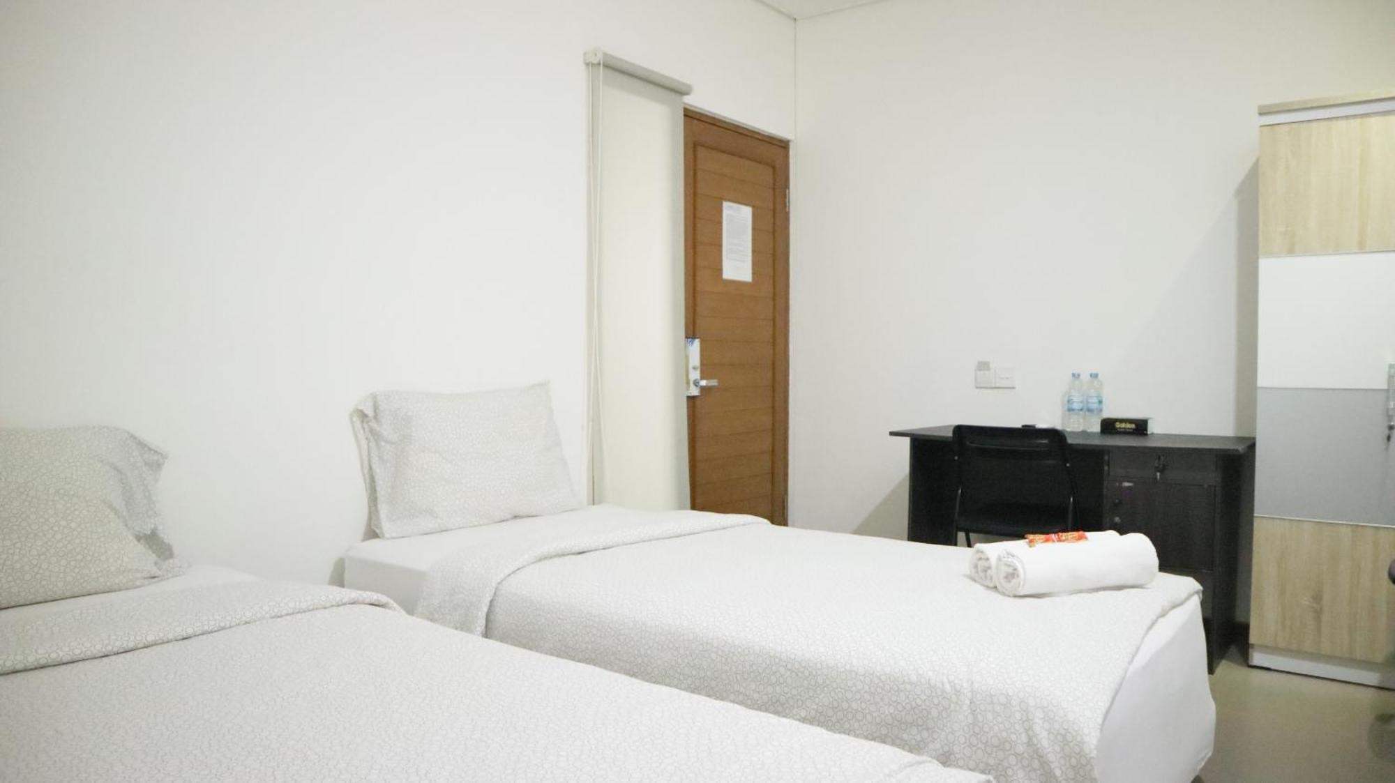 Proven Living Otel Bandung Dış mekan fotoğraf